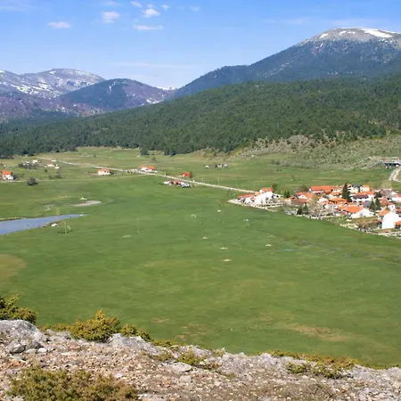 Ducata Hotel Xirolívadon